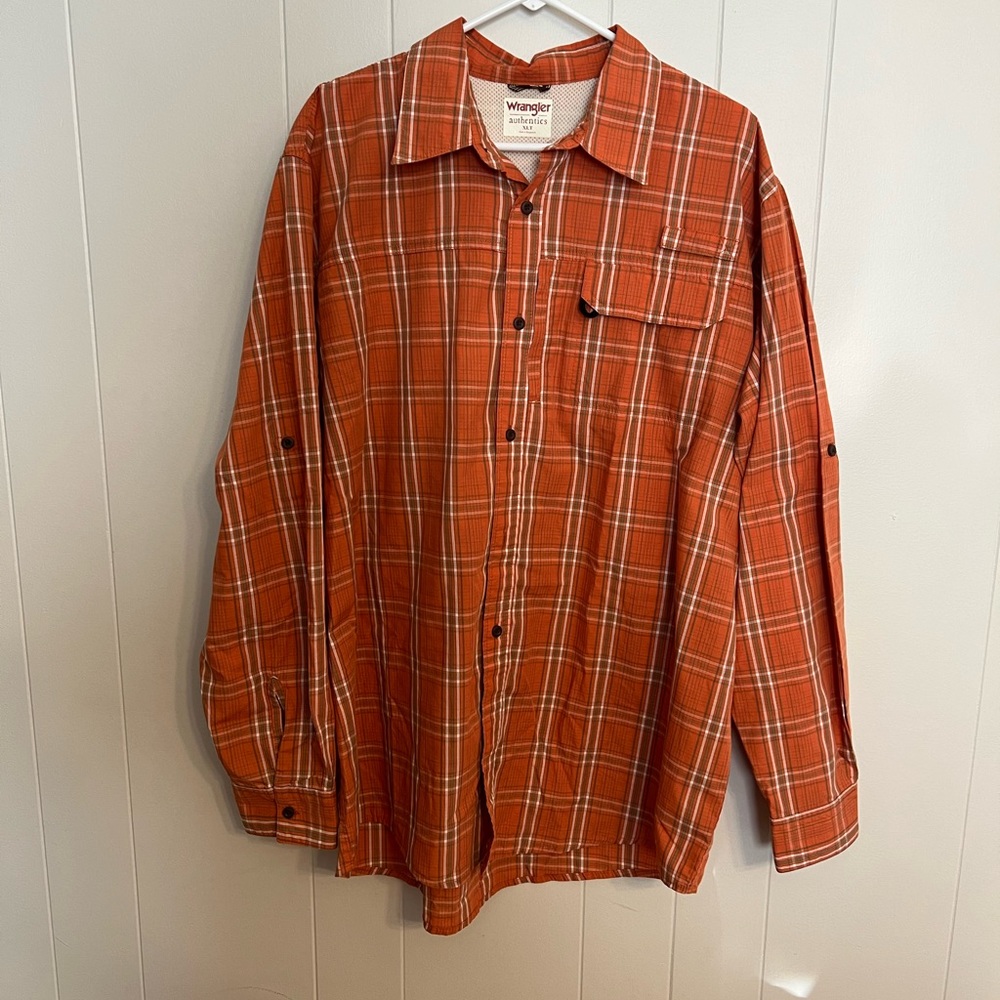 Wrangler athletics, long sleeve button-down, fishing‎ shirt, size XL